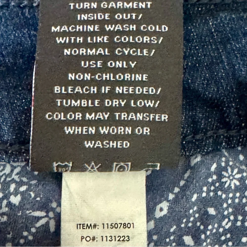Torrid Size 18 Short Jeans Skinny Distressed Faux Tears Dark Wash - Picture 8 of 10